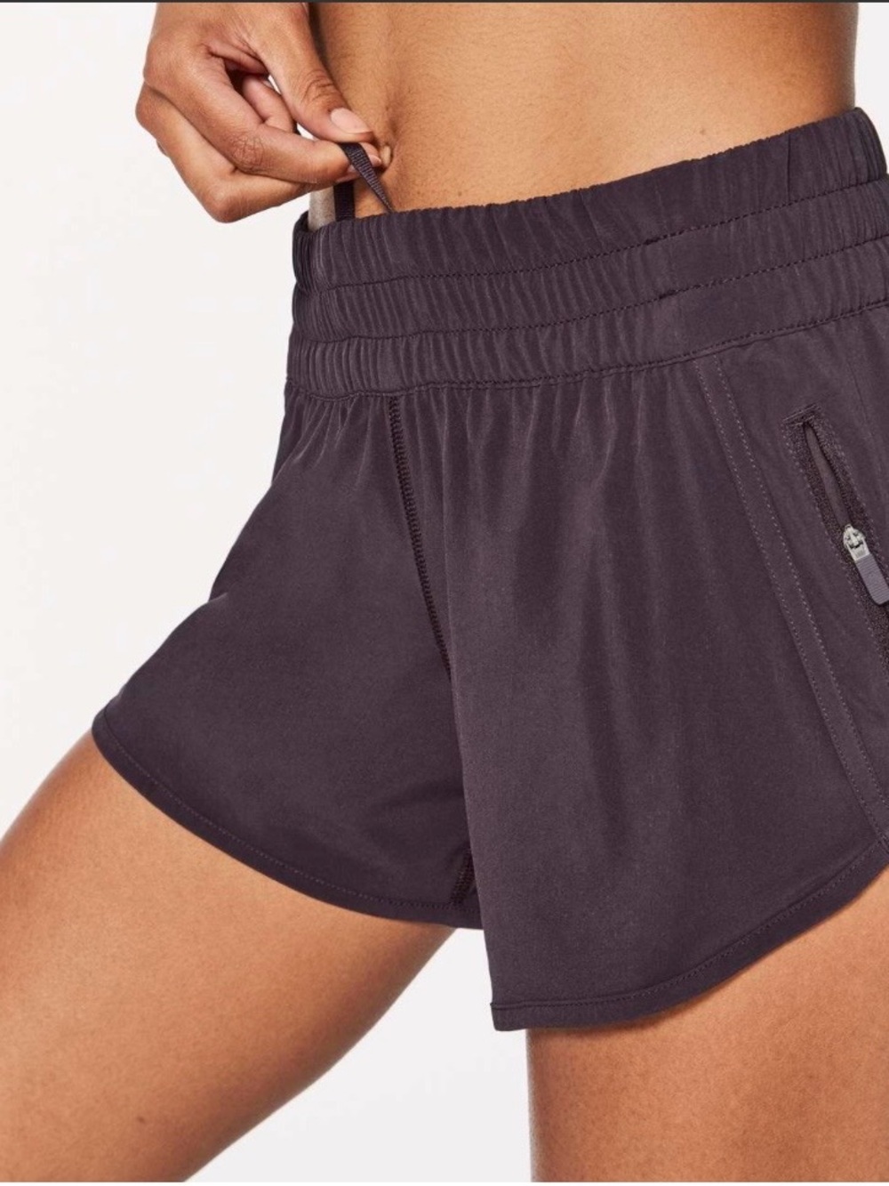 Lululemon Black Tracker Short V 4" Lined Running Shorts Size 4